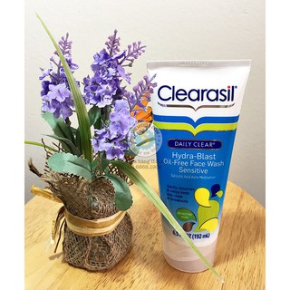Sữa rửa mặt tạo bọt cho da nhạy cảm của Mỹ - Daily Clear Hydra-Blast Oil-Free Daily Face Wash Sensitive 192ml