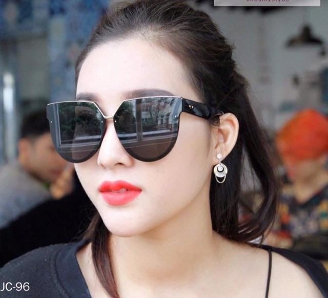 Kính mát nam nữ Dr đẹp lạ cá tính mã C07 | BigBuy360 - bigbuy360.vn