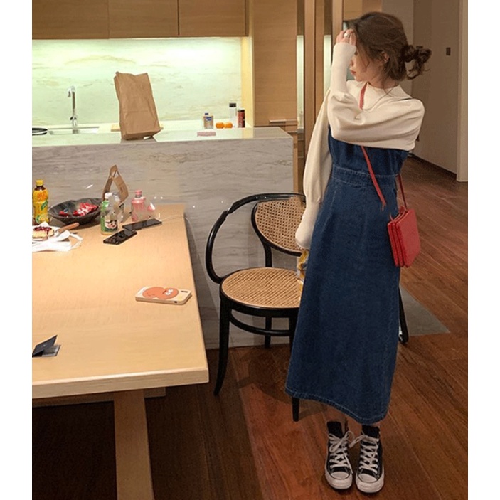 V33_Váy denim dài phong cách retro