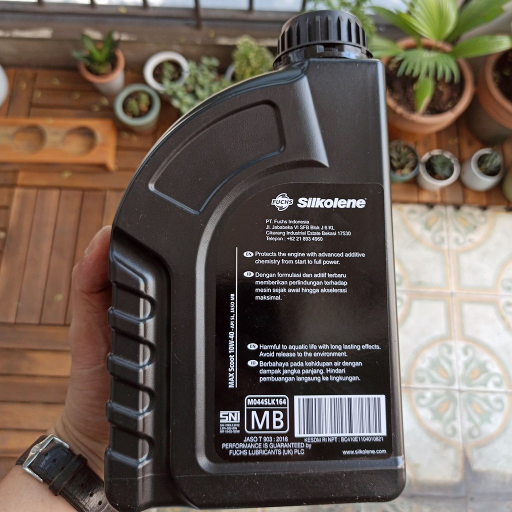 Dầu nhớt Silkolene Max Scoot 10w40 4T MB loại 0.8 lít