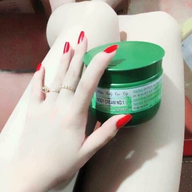 KEM DƯỠNG DA BODY NO 1