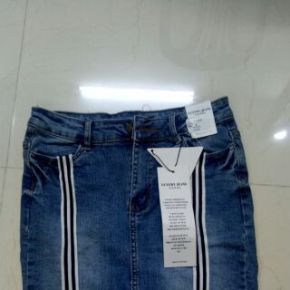 Com bo 2 chân váy 1 đầm 250k