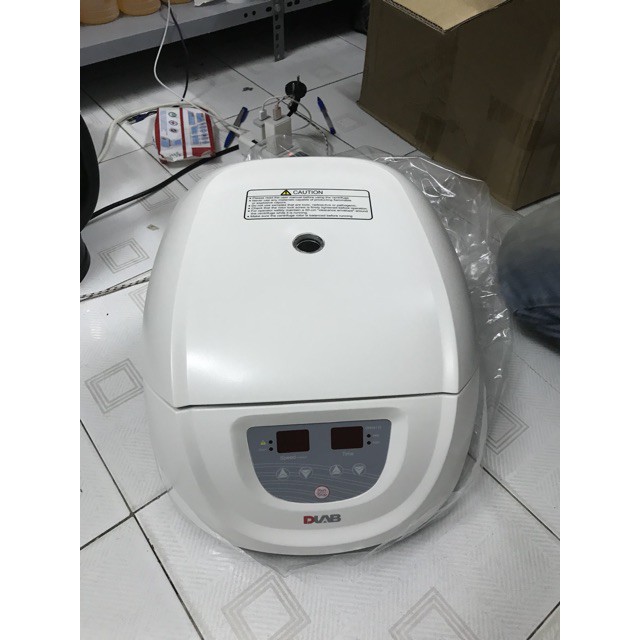 Máy li tâm Dlab 12 ống tách huyết tương, huyết thanh làm PRP cho spa