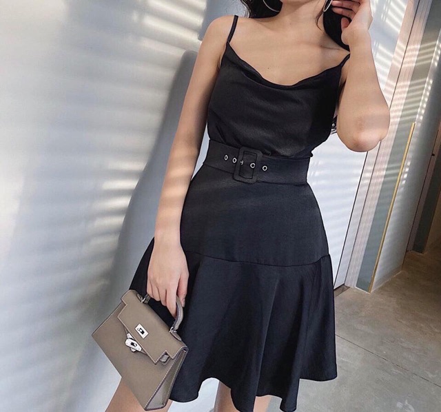 ĐẦM HAI DÂY KÈM NỊT - hình thật trải sàn | BigBuy360 - bigbuy360.vn