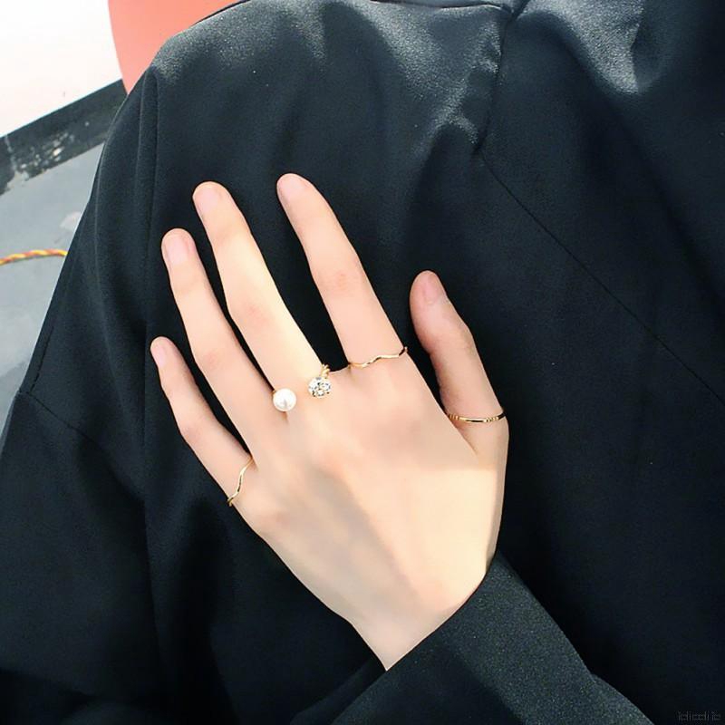 Nhẫn đính đá kiểu dáng đơn giản theo phong cách Hàn Quốc