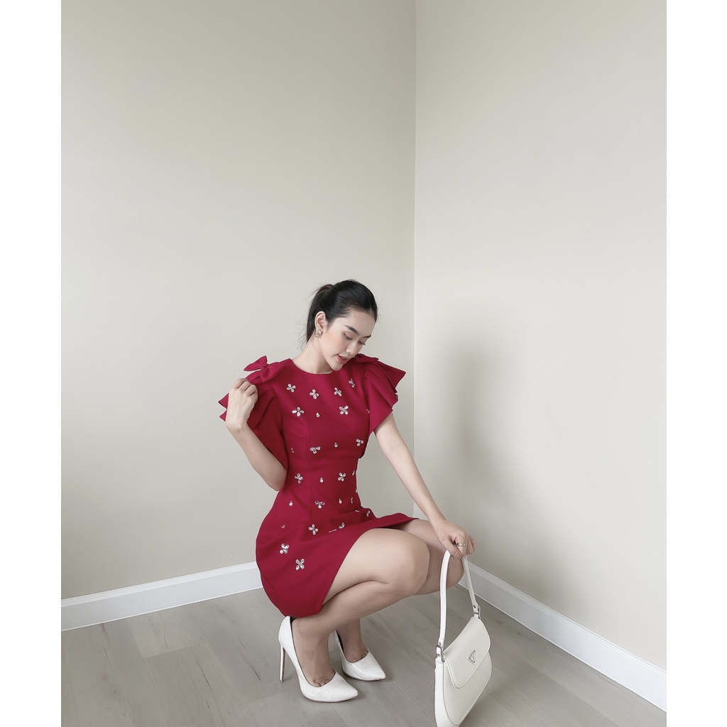 Đầm Đính Hoa Tay Bèo -D806