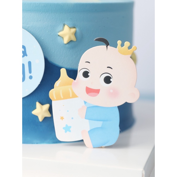 Set que cắm em bé ôm bình sữa xanh baby_Phụ kiện trang trí bánh