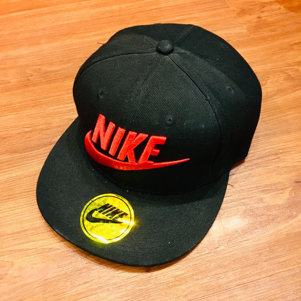 Mũ đá bóng Snapback thể thao nam sale, phụ kiện nón thời trang rẻ đẹp - 2EVSHOP