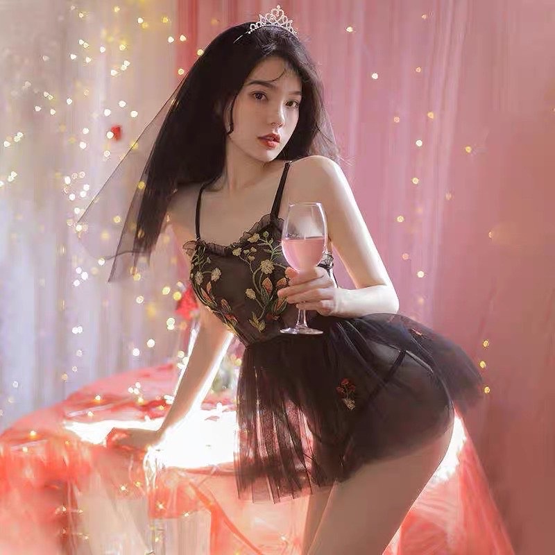 Mã FM7892+98 Cosplay Cô Dâu - Váy Voan Mỏng Thêu Hoa Kèm Phụ Kiện Vương Miện - Phong Cách Hoá Trang Gợi Cảm Cho Nữ