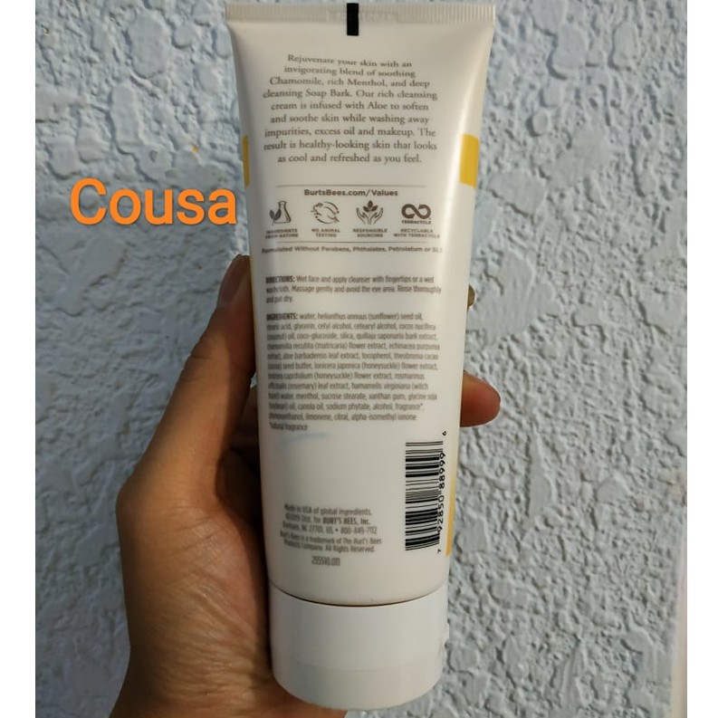 SỮA RỬA MẶT BURT'S BEES SOAP BARK & CHAMOMILE DEEP CLEANSING CREAM