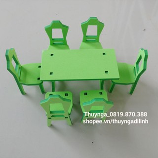 Bộ bàn ghế xốp 5 ly ( chi tiết rời tự lắp ráp) dùng trong chủ đề gia đình mầm non