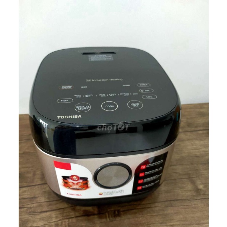 Nồi cơm cao tần Toshiba 1.8 lít RC-18IX1PV-Hàng trưng bày-Công nghệ cao tần hiện đại cùng công suất lớn tới 1300 W