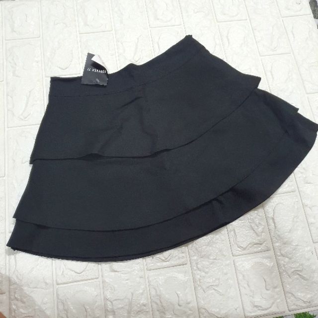 Chân váy 3 tầng phom 52kg | BigBuy360 - bigbuy360.vn