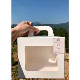 Hộp đựng bánh gato Trắng kèm đế 16cm