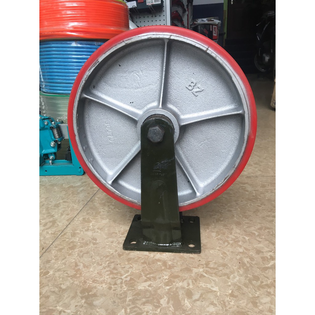 Bánh xe PU 300 mm cố định 1 tấn chịu dàu mỡ dùng lắp xe đẩy hàng tải trọng lớn tại Máy NTT bảo hành 