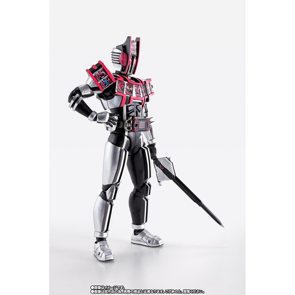 Mô hình chính hãng SHF: Kamen Rider Decade Complete form