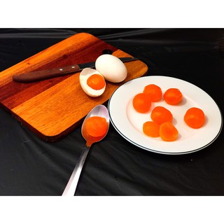 Lòng đỏ trứng muối SUPER COOK size  từ 05gram - 08gram/quả