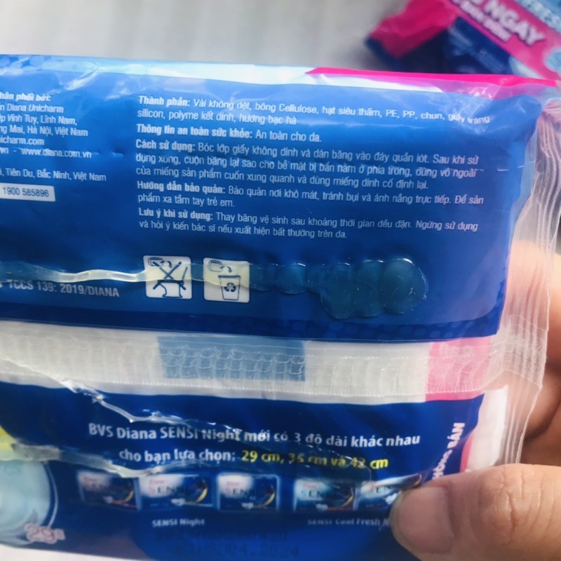 Gói 2 miếng băng vệ sinh Diana ban đêm 29cm Cool Fresh