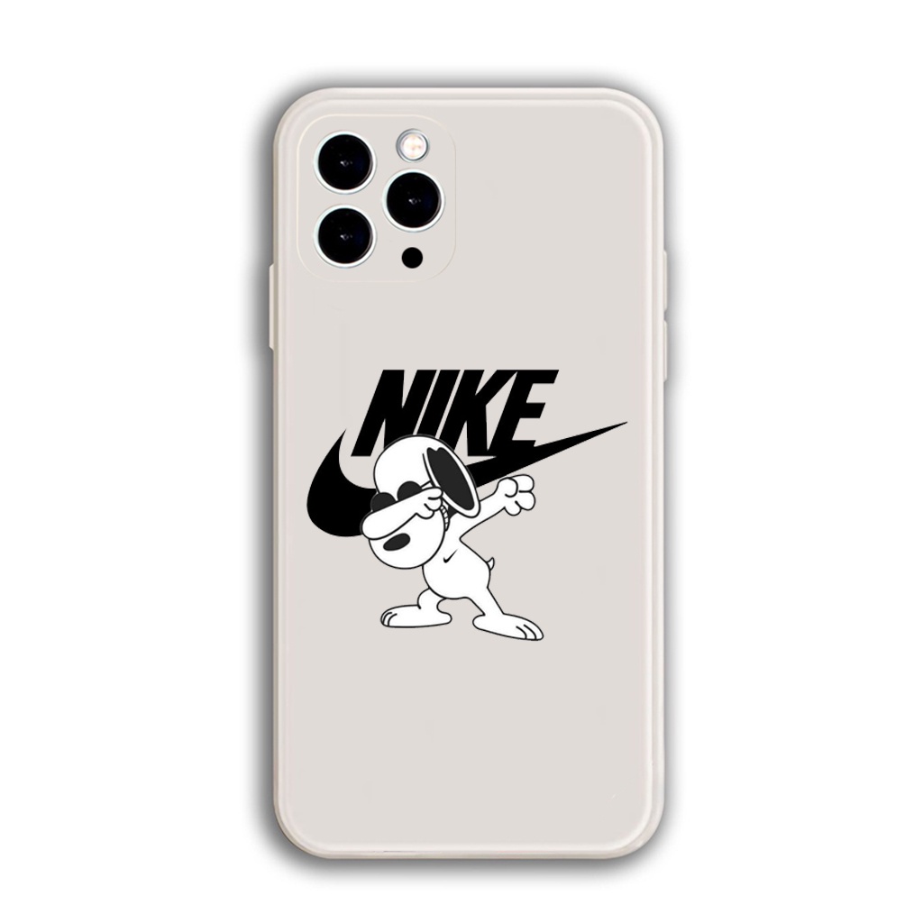 Ốp Lưng Iphone TPU Cạnh Vuông Snoopy N.i.k.e  BVC Iph6/6plus/6s/6splus/7/7plus/8/8plus/x/xs/11/12/pro/13/promax