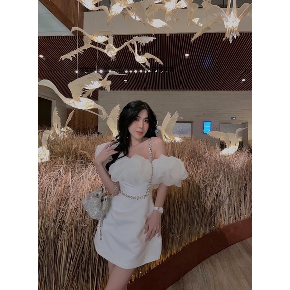 VÁY/ĐẦM LỆCH VAI BÈO TƠ PHỒNG CHẠY DÂY ĐÁ ÔM EO CHÂN VÁY XOÈ CHỮ A CÁCH ĐIỆU THIẾT KẾ SANG CHẢNH