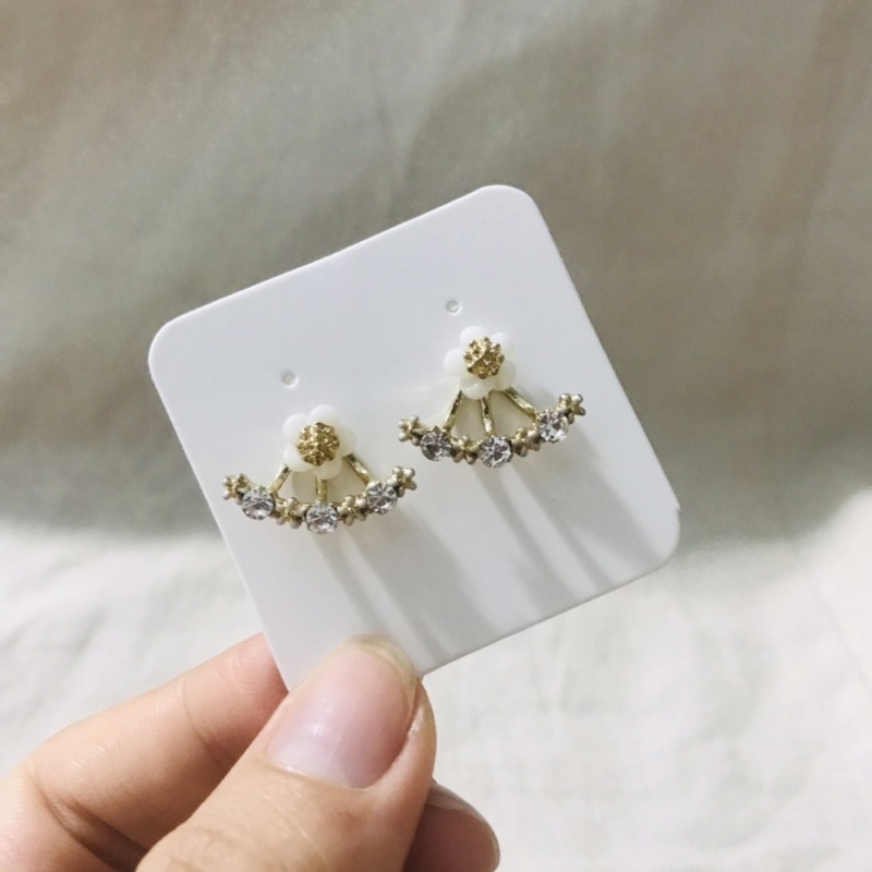 100 bìa treo khuyên trơn , thẻ treo bông tai, Earring hang tags, giấy dày, kích thước 4x4.5cm