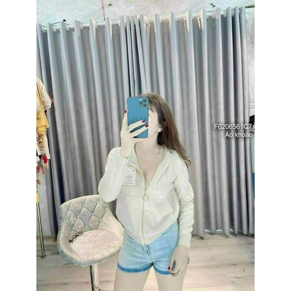 Áo khoát len dệt kim