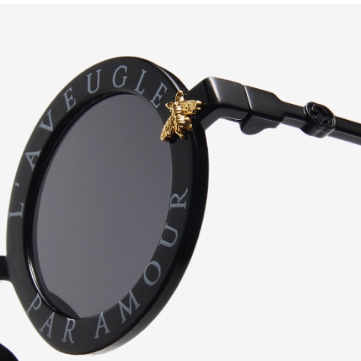 Kính mát  gọng in chữ cho bé 3-10 tuổi