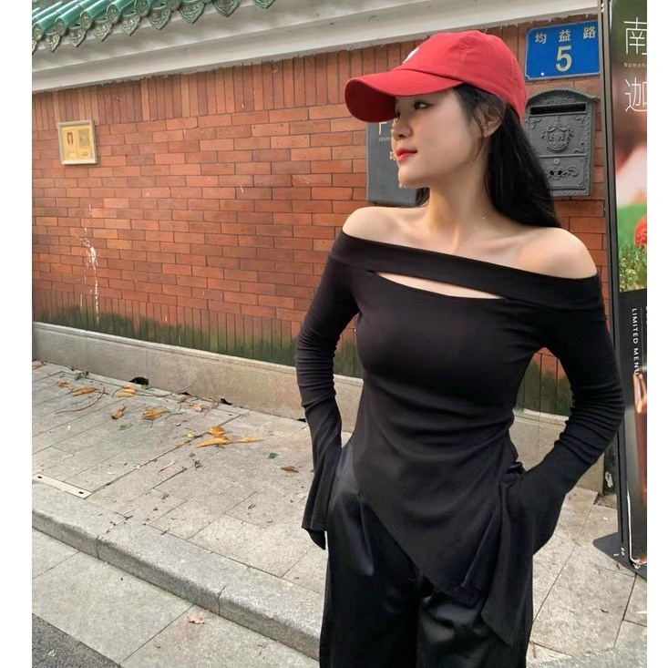 Áo trễ vai khoét ngực vạt chéo phá cách