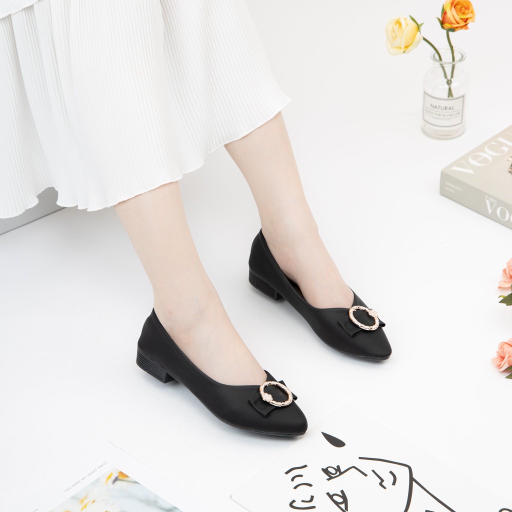 Giày búp bê đính khóa sang trọng MWC NUBB- 2226 | BigBuy360 - bigbuy360.vn