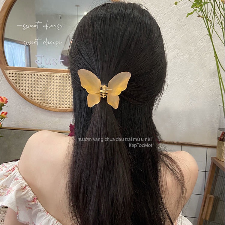 Kẹp tóc butterfly xinh màu thạch nhựa k