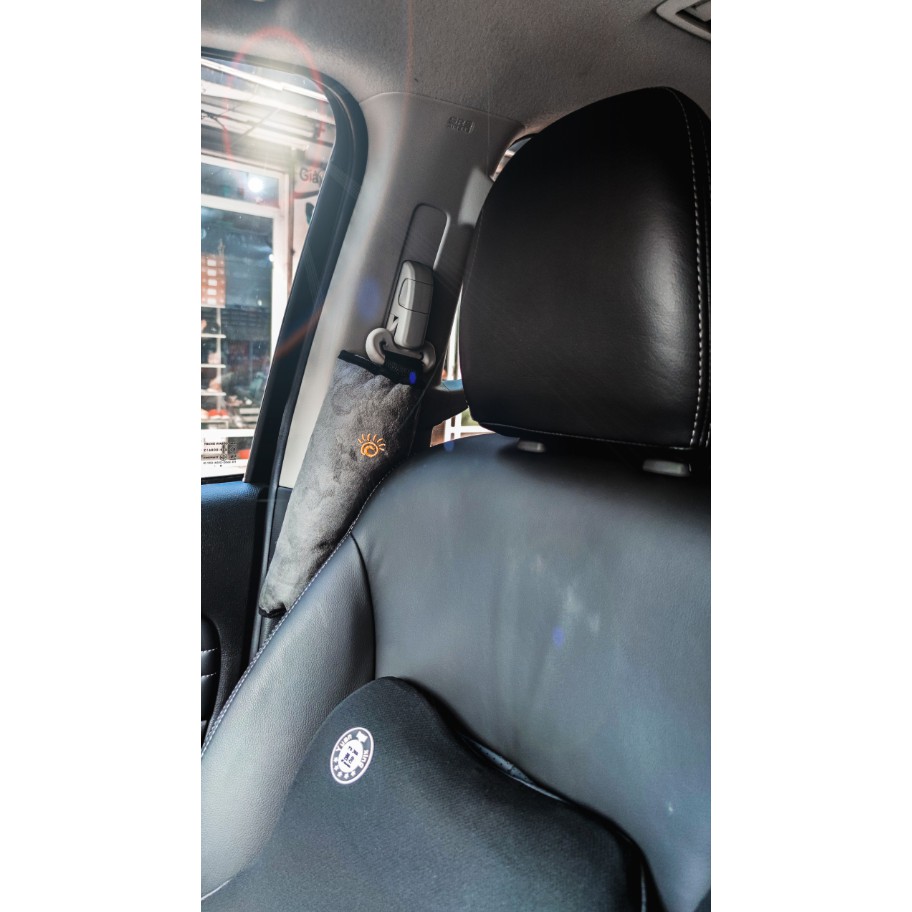 Gối Tựa Đầu Gắn Dây An Toàn Chống Mỏi Đau Cổ Trên Xe Hơi Ô tô