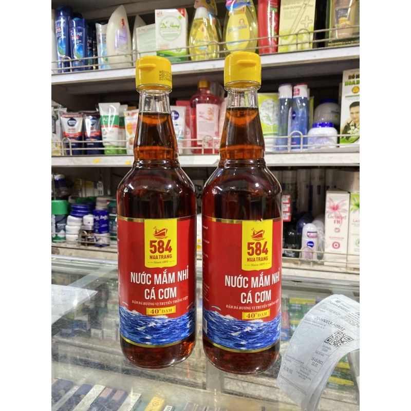 2 Chai nước mắm nhỉ cá cơm 584 Hương biển Nha Trang 40 độ đạm chai thủy tinh 510ml