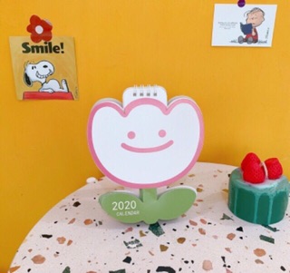 Lịch bàn 2020 mẫu bơ