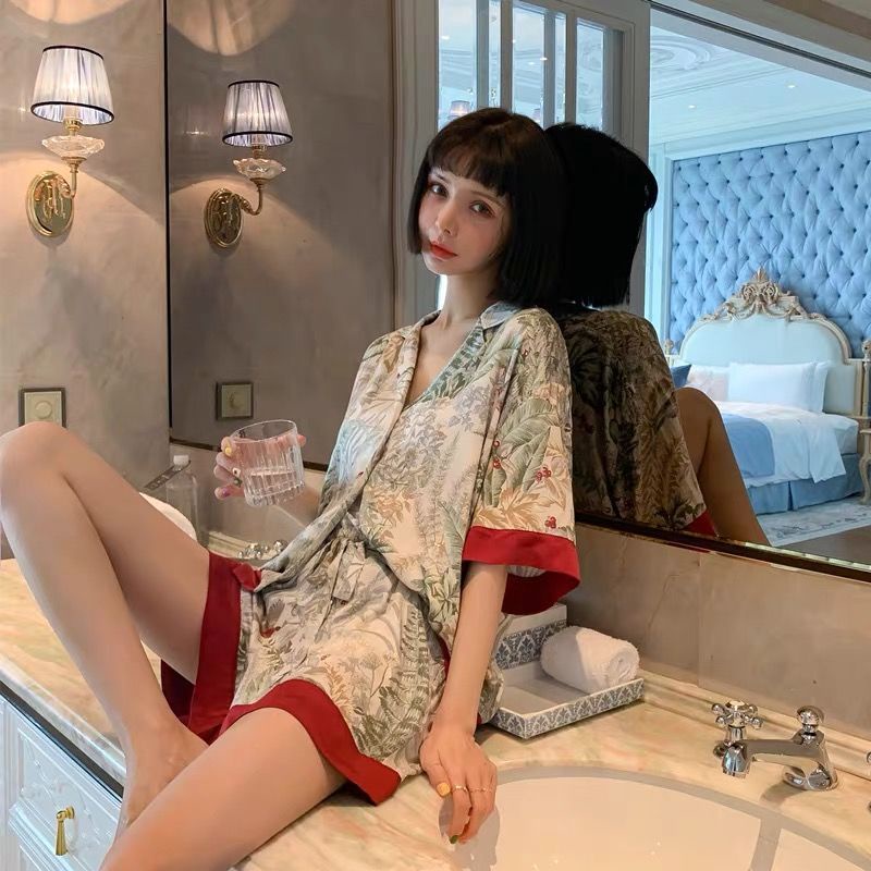 Bộ đồ ngủ vải lụa lạnh ngắn tay thời trang mùa hè mới dành cho nữ 2022
