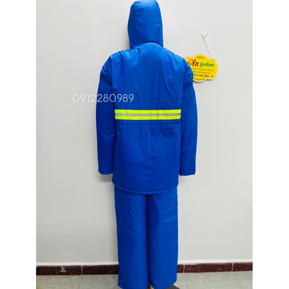 Đồ bảo hộ dùng trong kho đông lạnh -25 độ có phản quang màu xanh sáng tươi, dầy dặn chống lạnh cực tốt.