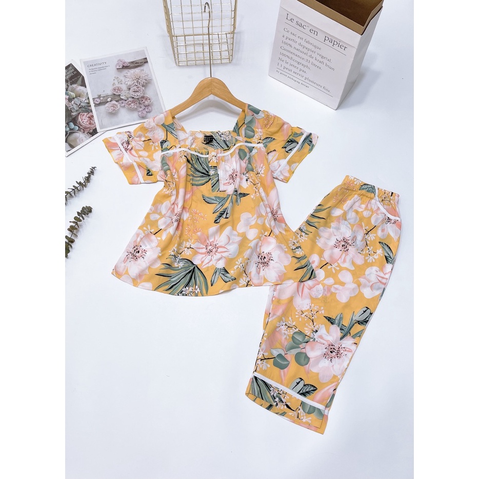 Bộ cổ vuông tiểu thư xinh tươi