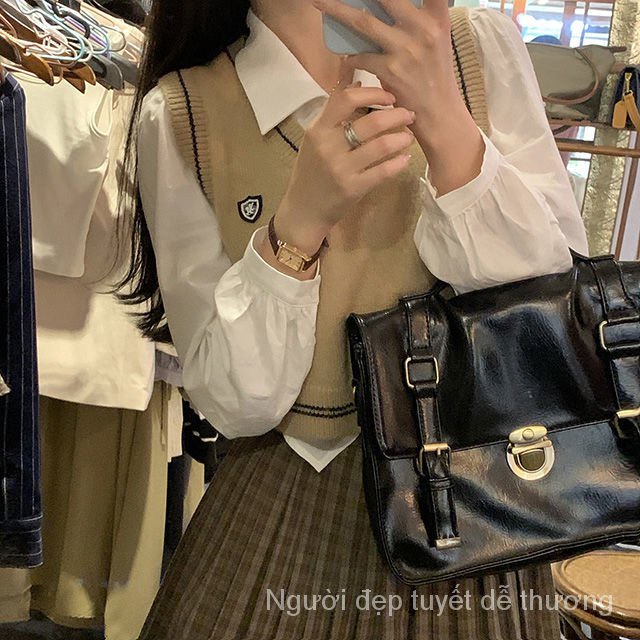 Áo Sơ Mi Trắng Tay Dài Cổ Xếp Ly Phong Cách Học Sinh Mới Cho Nữ | BigBuy360 - bigbuy360.vn