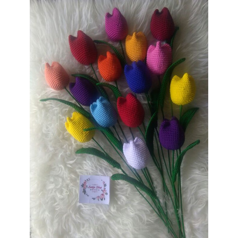 Hoa Tulip Đan Len Thủ Công Xinh Xắn