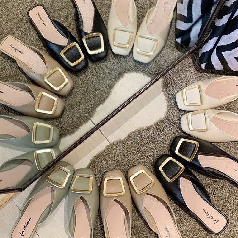 Hàng sẵn: Giày dép sục cao su thơm mũi vuông khoá vuông( form nhỏ)