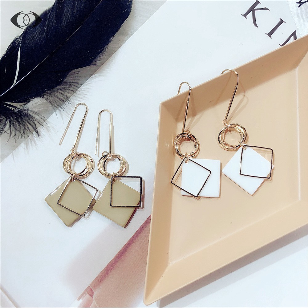 Khuyên Tai Kim Loại Hình Tròn Phong Cách Hàn Quốc Mới Cho Nữ