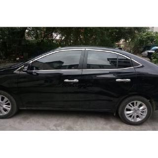 Viền inox quanh kính theo Toyota Vios 2019-2020