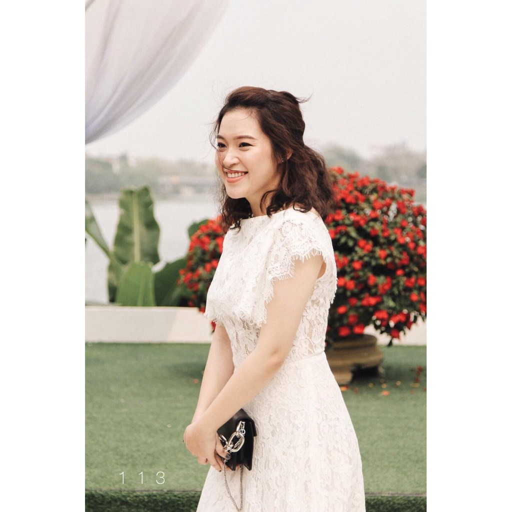 Đầm dự tiệc phối bèo ren dáng dài sang trọng | BigBuy360 - bigbuy360.vn