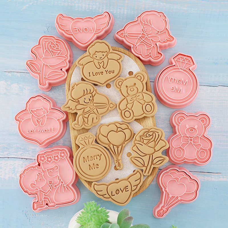 8 khuôn cắt bánh quy bằng nhựa dễ thương