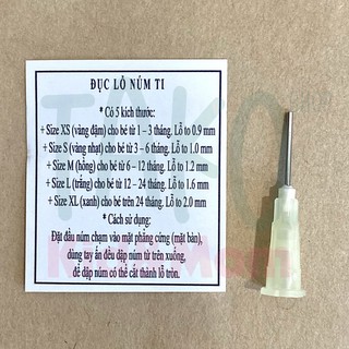 Đục, Dập Lỗ Núm Ty Cho Bé