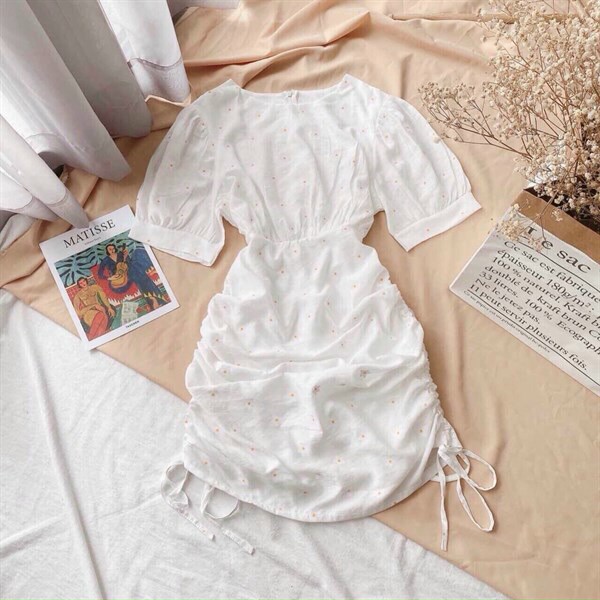 Đầm nữ cổ tròn rút rây 2 hông in hình hoa cúc | BigBuy360 - bigbuy360.vn