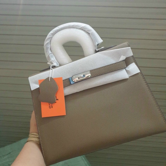 Túi chữ hm kelly sz 25 tặng kèm khăn