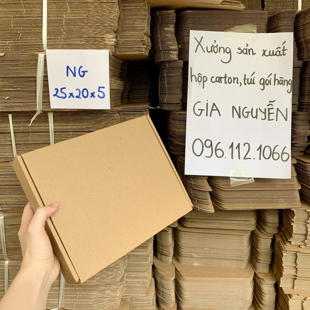 Set 50 hộp carton nắp gài, nắp cài 25x20x5 dùng đóng gói áo thun, quần áo brand, sách truyện, đồ handmade