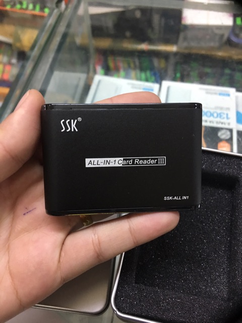 Đầu đọc thẻ đa năng SSK ( Hộp sắt ) Kèm dây kết nối - Bảo hành 3 tháng