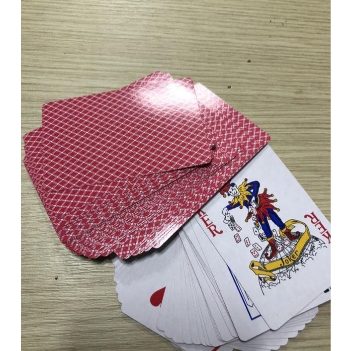 Bài kính ca rô đỏ/ bài áp tròng kim cương đỏ/bài kính áp tròng ca rô đỏ mã số vỏ 5899