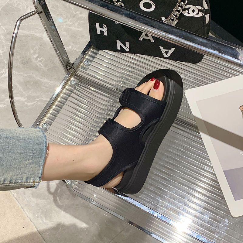 Giày Sandal Thể Thao Đế Dày Phong Cách Mới Dễ Phối Đồ